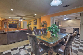 2 Mi to Lake Arlington Spacious Escape with Deck
